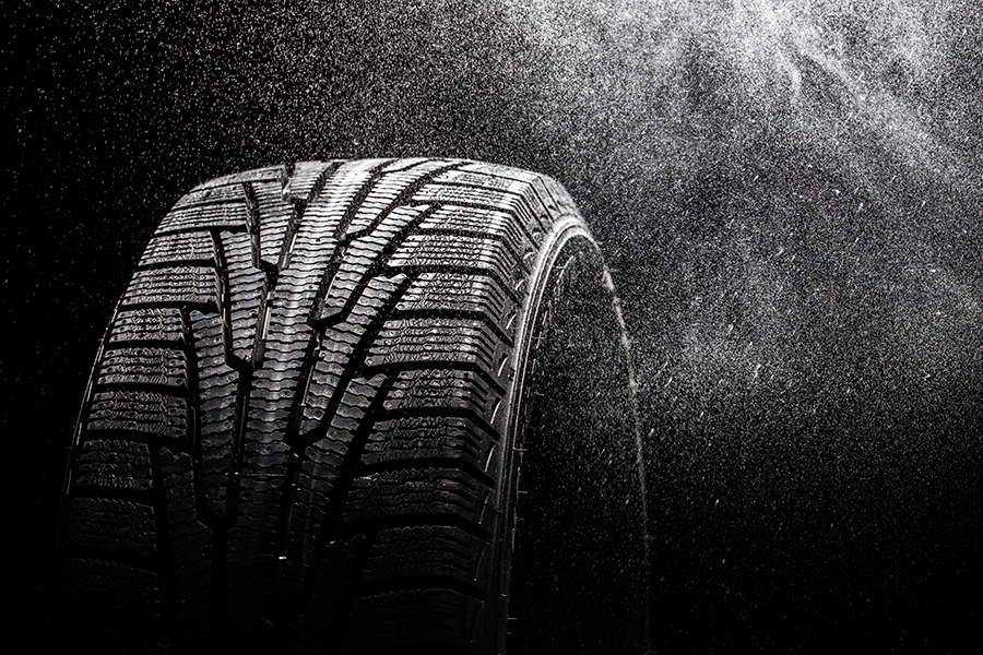 Winter tires offer improved traction, steering and control and youâ��ll feel more confident while driving on icy or slushy roads.